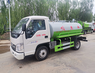 吸粪车4.jpg